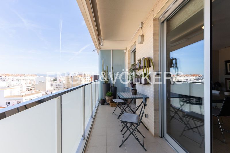 Foto ee21f029-a591-44c3-bfa2-ffba52aa808a. Pis amb calefacció piscina a Casco Urbano Vinaròs