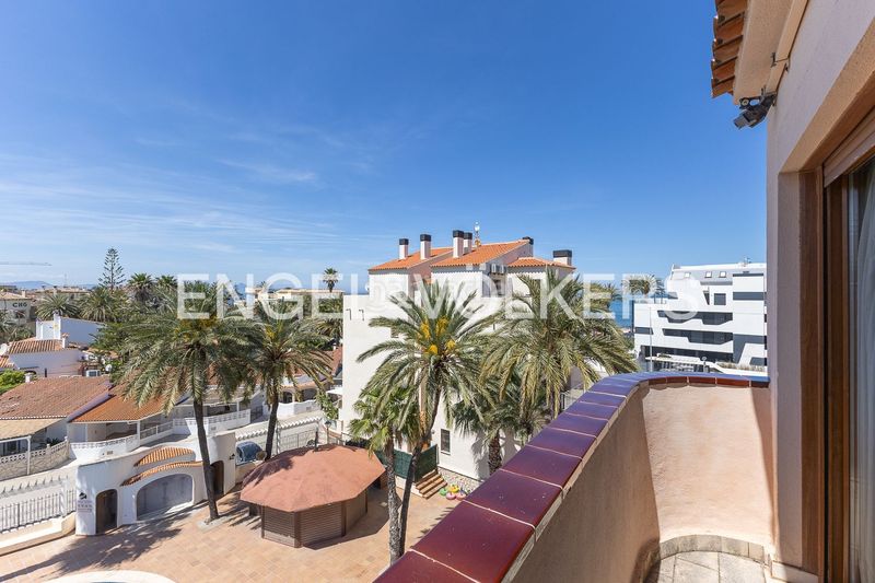 Foto 02b79566-c02b-4893-a887-79244e29f521. Àtic amb calefacció piscina a Les Bassetes - El Marjal Dénia