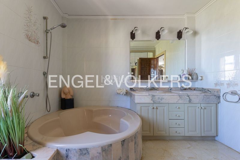 Foto 0f1d3e58-edee-48dd-9f46-125e7c3bae35. Àtic amb calefacció piscina a Les Bassetes - El Marjal Dénia