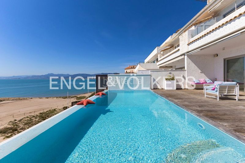 Foto 8657a341-f1ce-4160-b5db-37cfa4828297. Lloguer casa amb calefacció aparcament piscina a Cullera