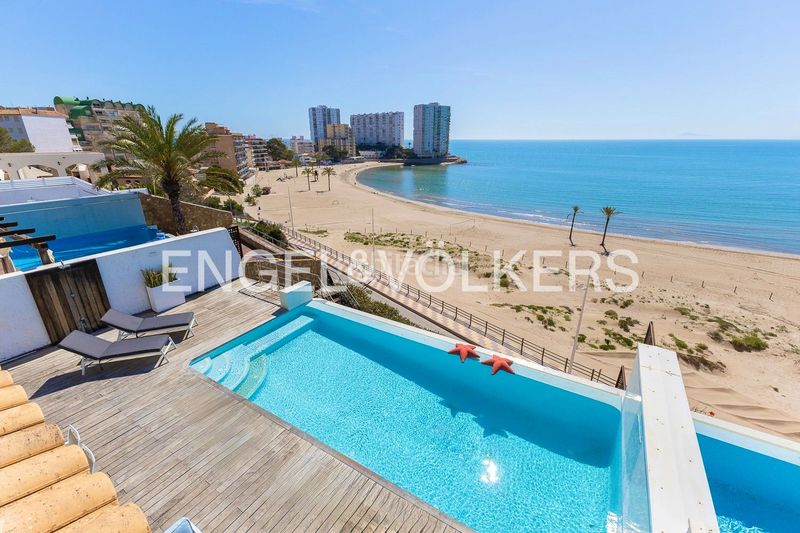 Foto 915f79e6-6d28-4398-bcf9-b4e0a6b0775b. Lloguer casa amb calefacció aparcament piscina a Cullera