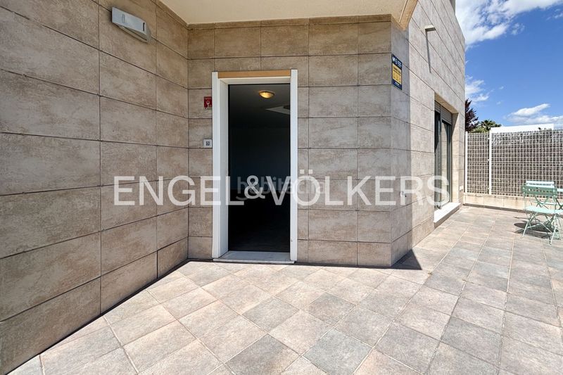 Foto 02f2bd4f-66b5-499e-aa9c-d974abf71d95. Lloguer casa amb calefacció aparcament piscina a Bétera