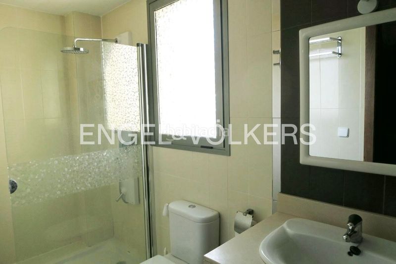 Foto 809e46a6-4c94-44e9-88e9-59c2a985dc49. Lloguer casa amb calefacció aparcament piscina a Bétera