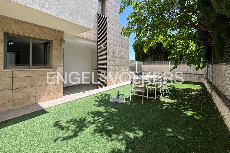 Foto 853f967c-ba76-4173-986c-6dd1ab604b97. Lloguer casa amb calefacció aparcament piscina a Bétera