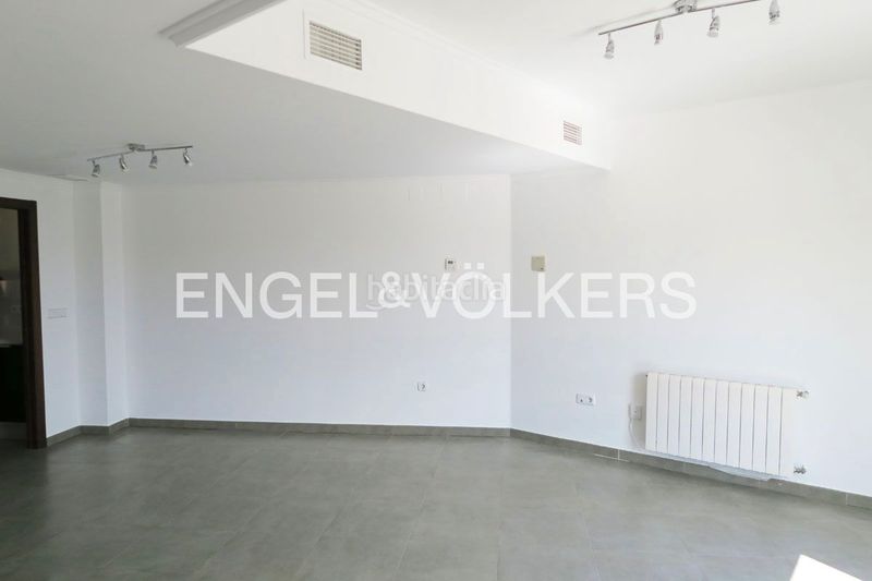 Foto eb2f6651-94c9-4b5b-b5ce-56b43ab0db47. Lloguer casa amb calefacció aparcament piscina a Bétera