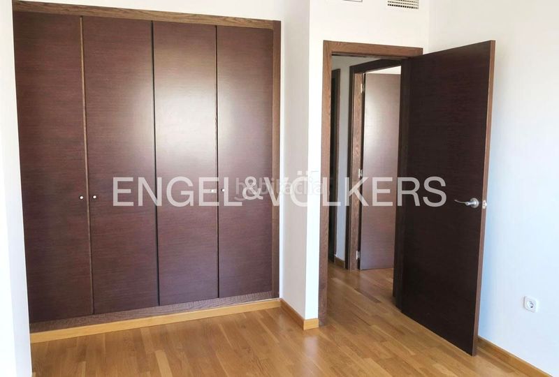 Foto f48f9fdb-dece-4bd1-8c04-ea532435a180. Lloguer casa amb calefacció aparcament piscina a Bétera