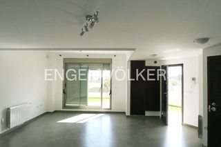 Rent House  Avenida mar balear. Adosado esquinero con zonas comunes en torre en conill