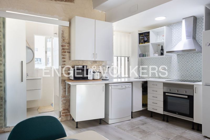 Foto ee1dcdaa-6eb6-4906-a5d7-b4f53f8368de. Pis amb calefacció a El Botànic Valencia