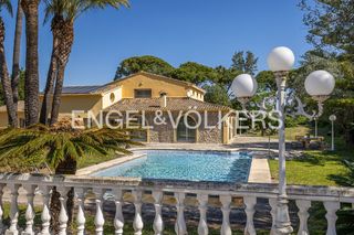 Rent House in Pedreguer. Preciosa casa con mucha privacidad en pedreguer