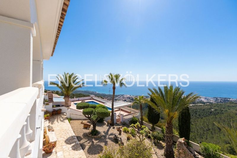 Foto 114fa7af-5cd3-468b-b7f0-016250043606. Casa amb calefacció aparcament piscina a Alcossebre
