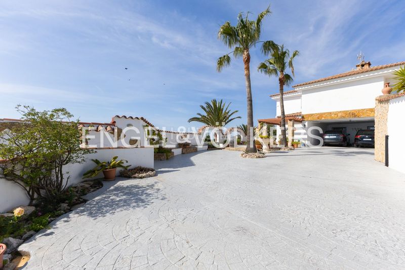 Foto 4548536c-0056-460e-8d72-946b33950638. Casa amb calefacció aparcament piscina a Alcossebre