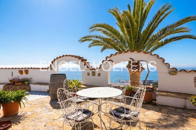 Foto cf9e2be6-ae79-4769-8f2e-c0bbcf765c96. Casa amb calefacció aparcament piscina a Alcossebre