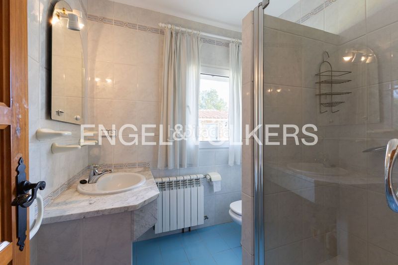 Foto d9ff974f-698e-4699-af46-a84030794fbe. Casa amb calefacció aparcament piscina a Alcossebre