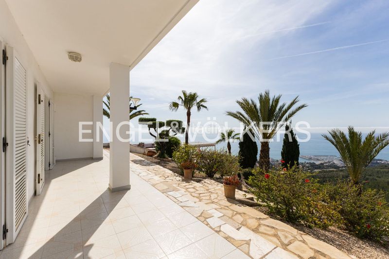 Foto ebc11d8d-fdd1-4da9-a86f-e37874cca526. Casa amb calefacció aparcament piscina a Alcossebre