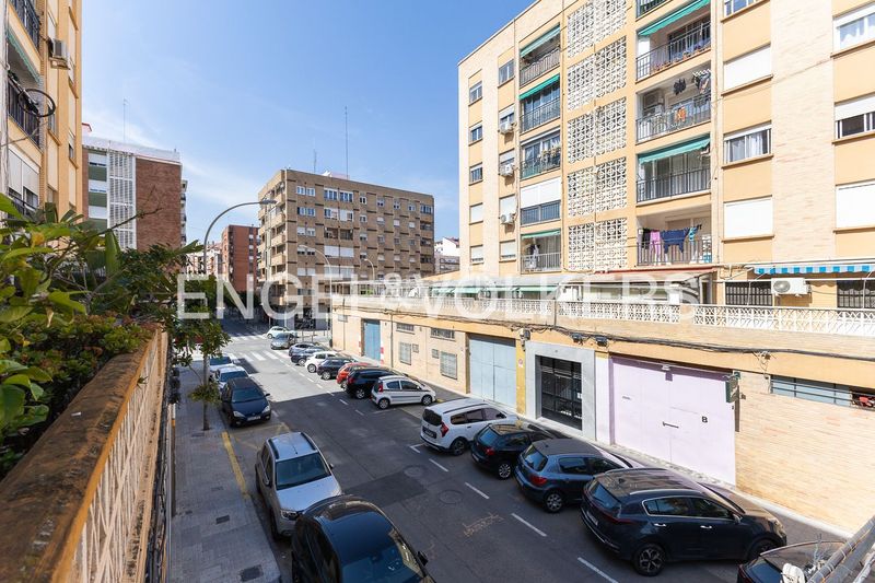 Foto d70f4d63-0404-4942-a42b-7fb55c55765f. Pis amb calefacció a Sant Llorenç - Zona Alfahuir Valencia