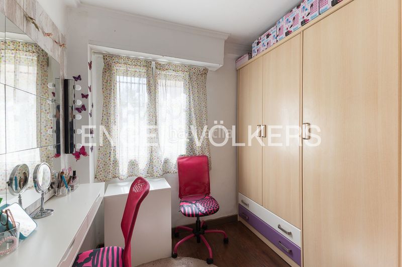 Foto ec33ca80-e3a6-4487-afc0-569ee70b625f. Pis amb calefacció a Sant Llorenç - Zona Alfahuir Valencia