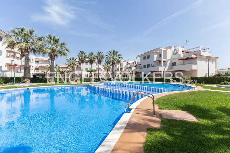 Foto 54bfff5e-5455-42bc-96e3-92abaa569bd8. Pis amb calefacció aparcament piscina a Alcossebre