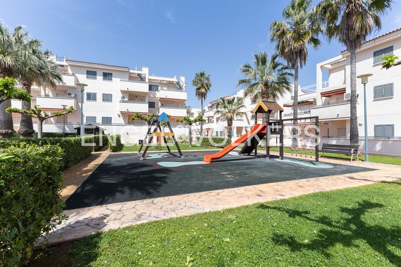 Foto b8cf283b-e4f2-40f3-9959-dfd645023890. Pis amb calefacció aparcament piscina a Alcossebre