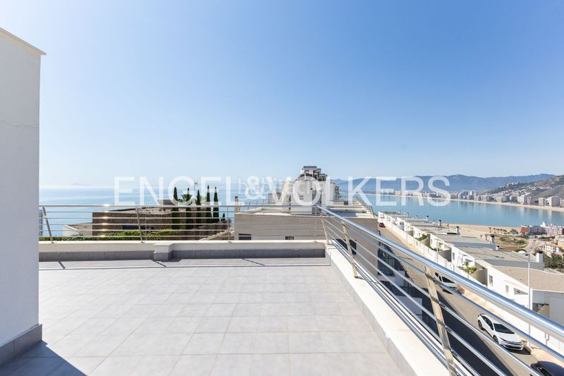 Foto 311f02c4-b3cf-4922-81b9-fda08286ba5c. Casa amb calefacció aparcament piscina a El Faro Cullera