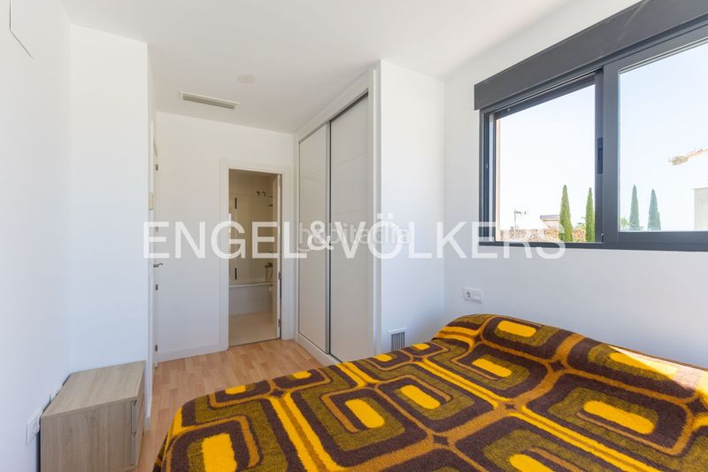 Foto b6a21c42-13d0-4a02-9b17-f2642e5c8181. Casa amb calefacció aparcament piscina a El Faro Cullera