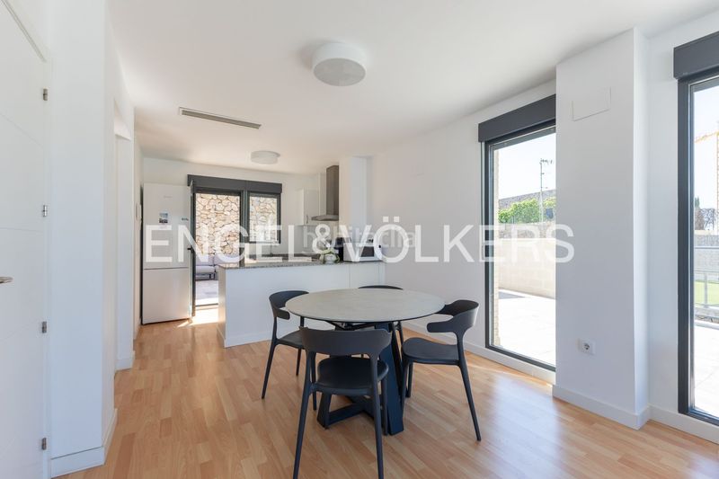 Foto d3af19ee-fedb-4d70-a038-ecc1e6103e9a. Casa amb calefacció aparcament piscina a El Faro Cullera