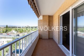 Lloguer Pis  Carrer níquel. Vivienda en puerto de sagunto de 3 habitaciones, 2 baños, terraz