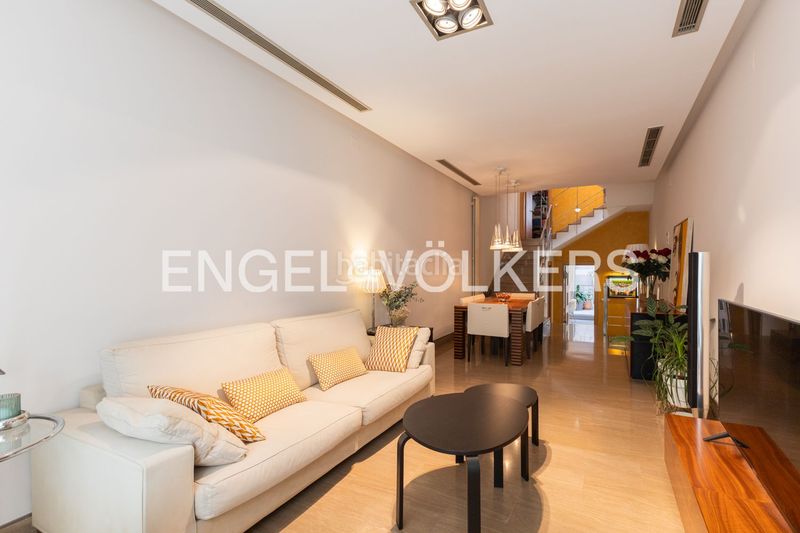 Foto be803e03-c22c-4f85-ba65-55c175b0ab55. Casa adossada amb calefacció a Hospital - Plaza del Real Castellón de la Plana