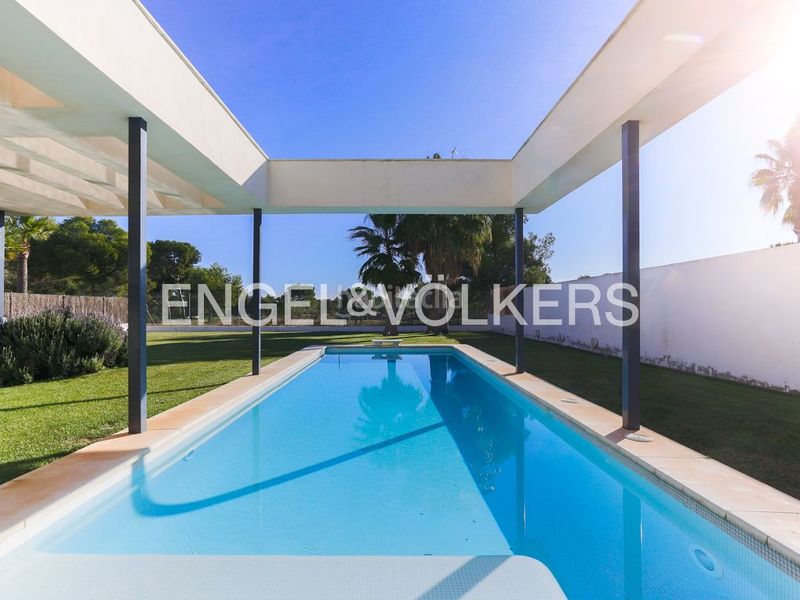 Foto 4cc34489-cfc5-4b9a-a72e-c2391449af29. Lloguer casa amb calefacció aparcament piscina a Bétera