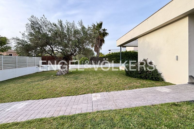 Foto 614e7089-13ce-46b9-a2bb-178b602234f4. Lloguer casa amb calefacció aparcament piscina a Bétera