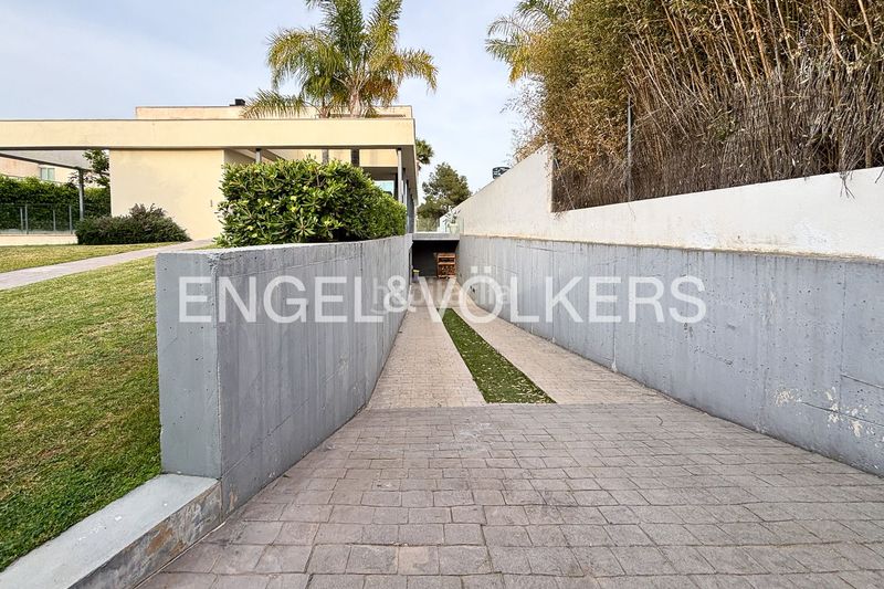 Foto a93fe49a-084f-4381-82cb-5c5d6caabefe. Lloguer casa amb calefacció aparcament piscina a Bétera