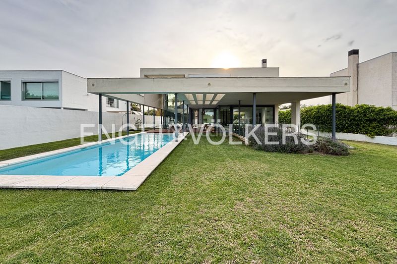 Foto d533fb4c-5f83-4bd0-8c72-7a980198f679. Lloguer casa amb calefacció aparcament piscina a Bétera