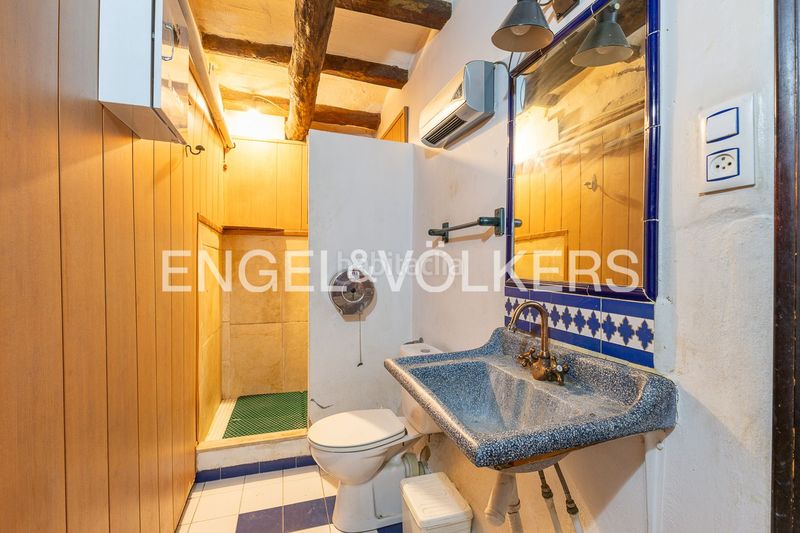 Foto d1e740bb-b017-4044-ac45-d938df72997c. Casa amb calefacció aparcament piscina a Eixample Alcoi