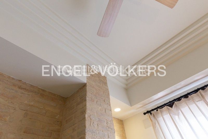 Foto 463c5bfe-3d60-4bb3-bb7d-00916bc72ece. Pis amb calefacció a Arrancapins Valencia