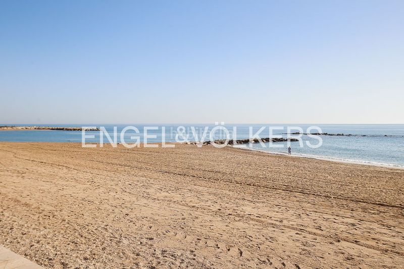 Foto f891a2f8-0eda-468a-aab4-a5c6905b60e8. Pis amb calefacció a Puerto Benicarló