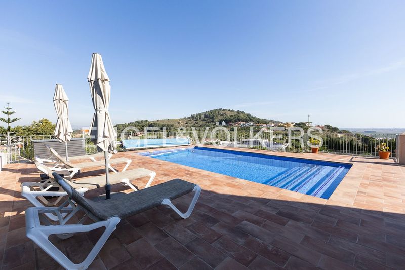 Foto a5fe97aa-1afb-4268-8ad9-583c343633b5. Lloguer casa amb calefacció piscina a Corbera