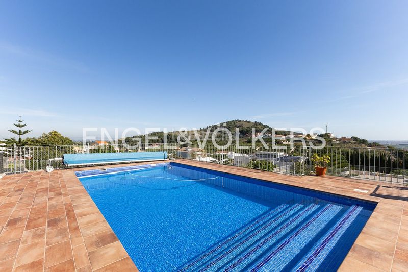 Foto aa98cdf9-9bd8-48ad-baee-474508466464. Lloguer casa amb calefacció piscina a Corbera