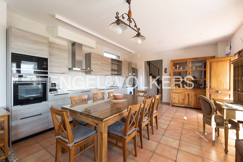 Foto b5b97726-81c8-43e1-a5c0-01fd005a6185. Lloguer casa amb calefacció piscina a Corbera