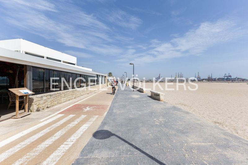 Foto 14b3f2b5-0a86-49a1-af12-9d2946d9c0a0. Casa amb calefacció aparcament piscina a Pinedo Valencia