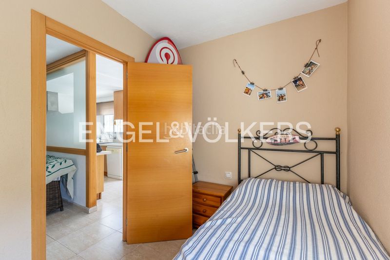 Foto 0cd6f268-7d82-4b29-b114-106f057a71e7. Pis amb calefacció aparcament a El Perelló Sueca