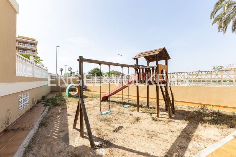 Foto e6a6b70f-910a-4082-96d0-6122a342a596. Pis amb calefacció piscina a El Perelló Sueca