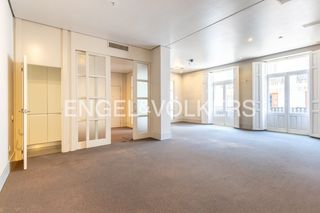 Location Appartement  Carrer de félix pizcueta. Espacioso piso ubicado en el pla del remei