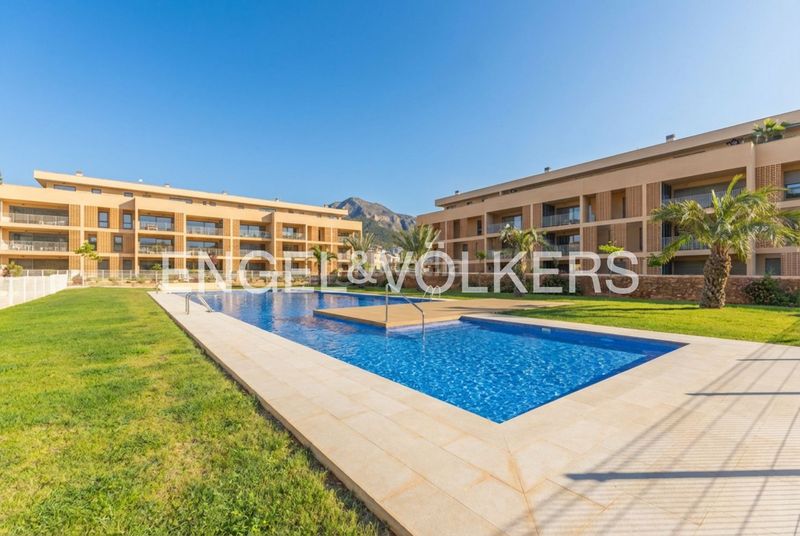 Foto acae1045-ee9c-411f-9302-bc6830c24a87. Lloguer pis amb calefacció aparcament piscina a El Montgó Dénia