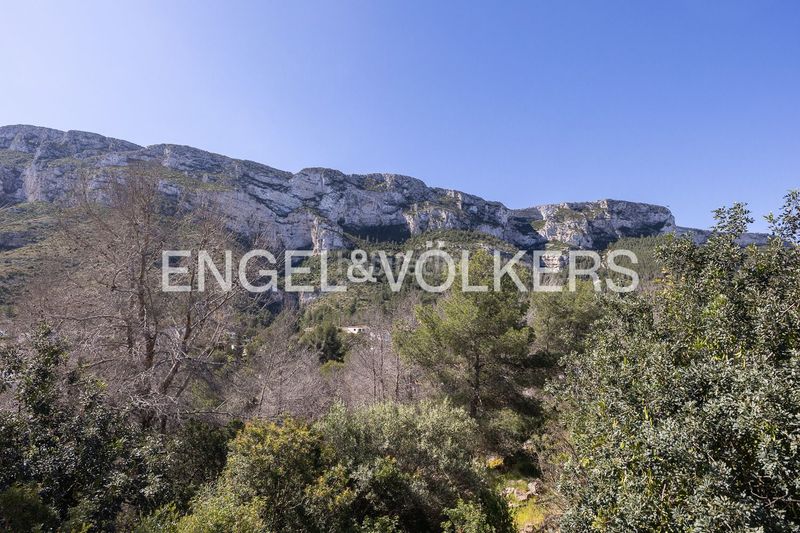 Foto 77145e02-a719-4860-8eed-5105e8da7781. Casa amb calefacció aparcament piscina a El Montgó Dénia
