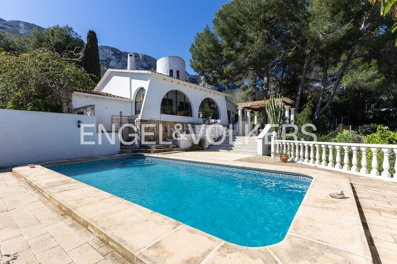 Foto 935316d1-e629-453c-a936-777a12b116de. Casa amb calefacció aparcament piscina a El Montgó Dénia