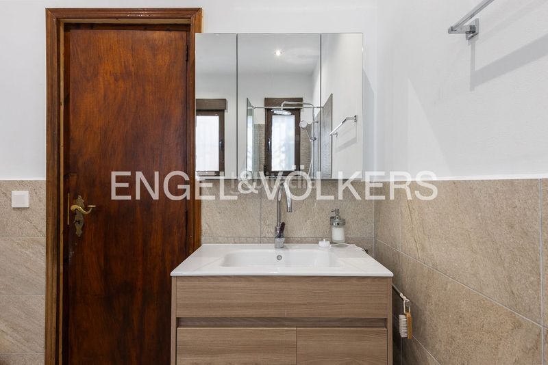 Foto d6d069ec-9b1b-4adf-95fa-34b458a69e3f. Casa amb calefacció aparcament piscina a El Montgó Dénia