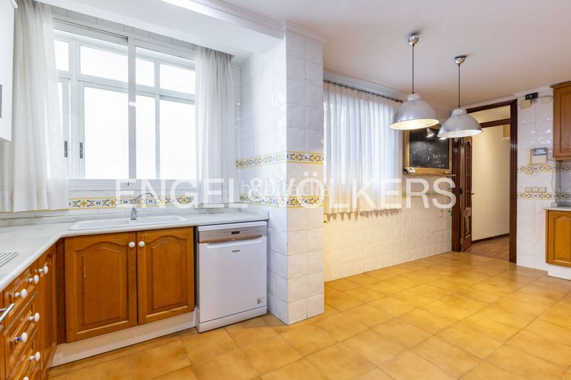 Foto 283fa0be-142d-4d02-9a5c-760e4770d1fc. Pis amb calefacció a Arrancapins Valencia