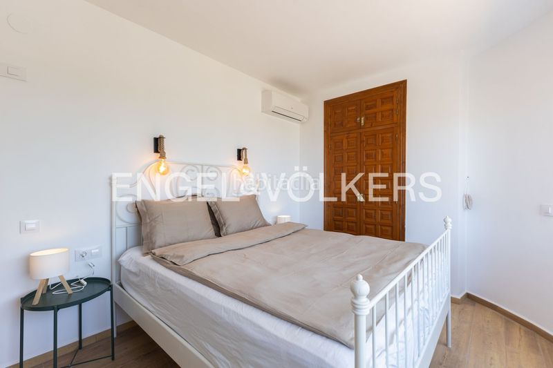 Foto 316b57dc-f3e8-4226-aa97-9c1b6e85309c. Casa amb calefacció aparcament a El Montgó Dénia