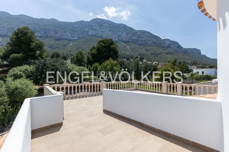 Foto 37b7b8ad-8598-481b-a73e-5722edbf21ff. Casa amb calefacció aparcament a El Montgó Dénia