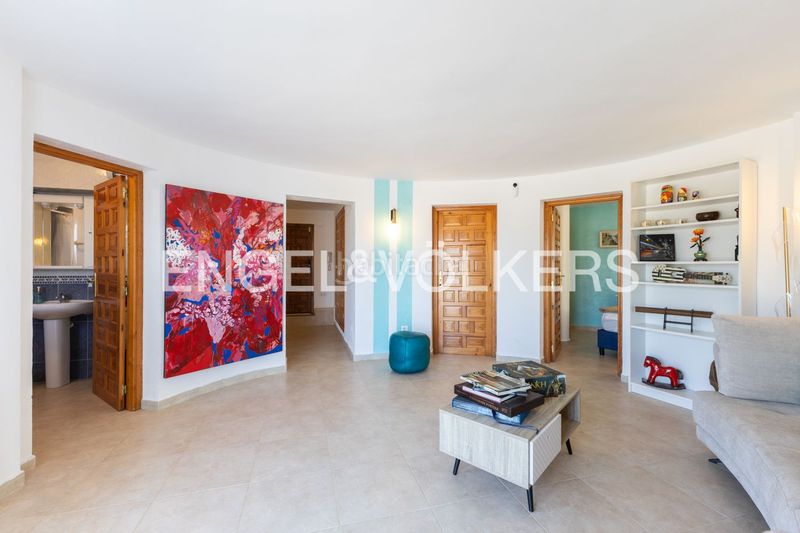 Foto 3d6d7ef7-383d-4317-a152-463b74d45e2d. Casa amb calefacció aparcament a El Montgó Dénia