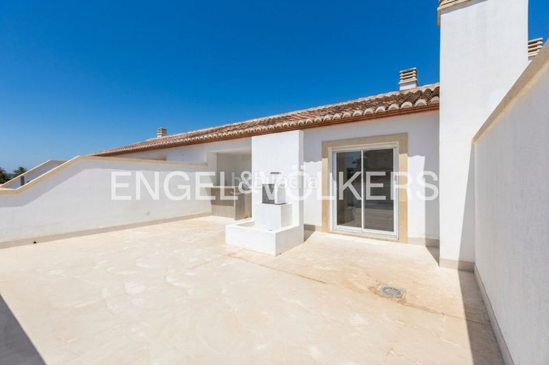 Foto a64e9c28-b1d0-46fd-ab46-1744f9dd921c. Pis amb calefacció aparcament piscina a Montañar-El Arenal Xàbia